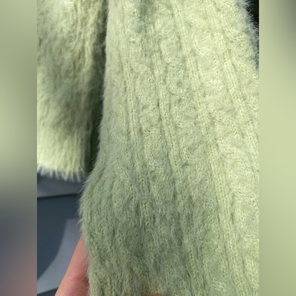 Cardigan - Picture 2 of 6